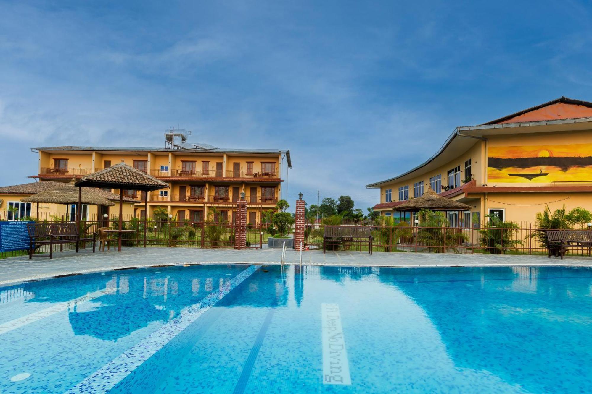 Sisai Park Village Chitwan Exterior foto